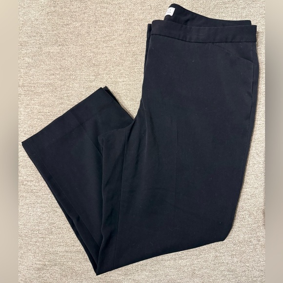 Charter Club Pants - Classic Minimalist Black Slacks - Charter Club (Size 16WP)